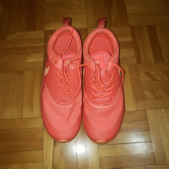 NIKE AIR MAX THEA (worn twice) - Picture 2 of 4
